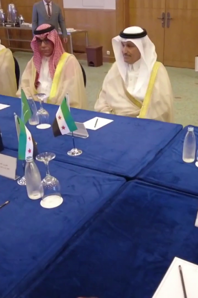 وزير النقل والخدمات اللوجستية السعودي يصل سوريا